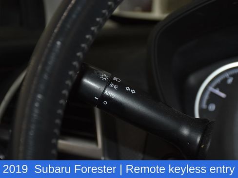 Used 2019 Subaru Forester Premium AWD/4WD image 9