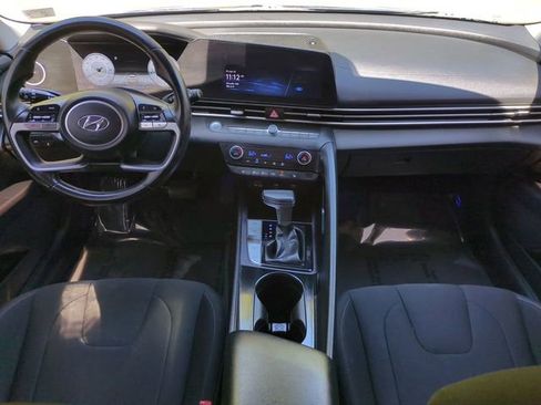 Used 2023 Hyundai Elantra SEL w/ Convenience Package FWD image 14