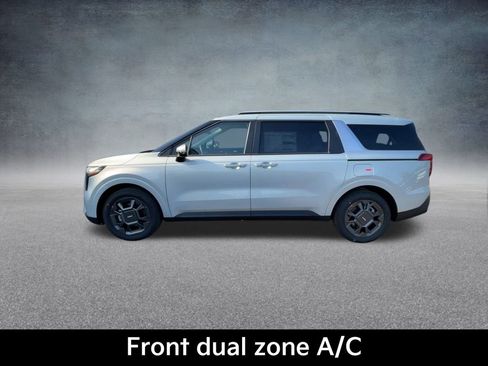 New 2026 Kia Carnival EX image 14