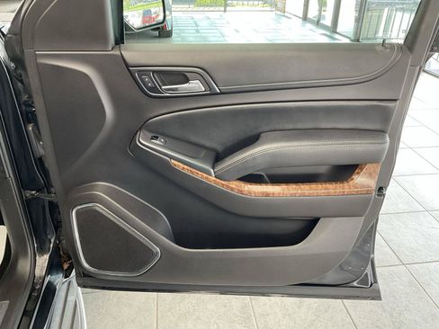 Used 2015 Chevrolet Suburban LTZ AWD/4WD image 13