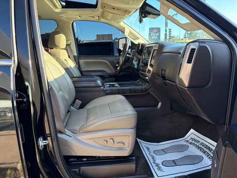 Used 2016 GMC Sierra 2500 Denali w/ Driver Alert Package image 18