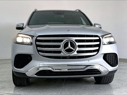 Used 2025 Mercedes-Benz GLS 450 GLS 450 image 6