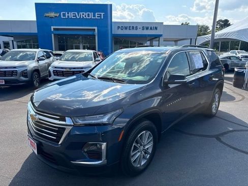 Used 2023 Chevrolet Traverse LT w/ Rear Camera Mirror Package AWD/4WD image 1