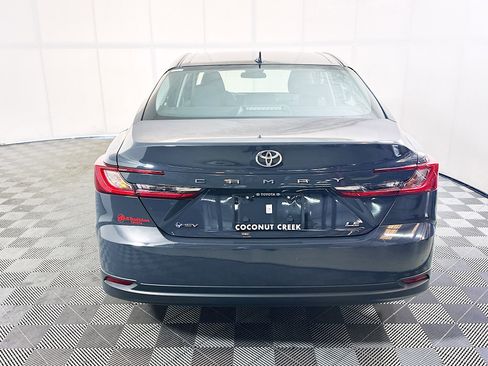 Used 2025 Toyota Camry LE FWD image 4