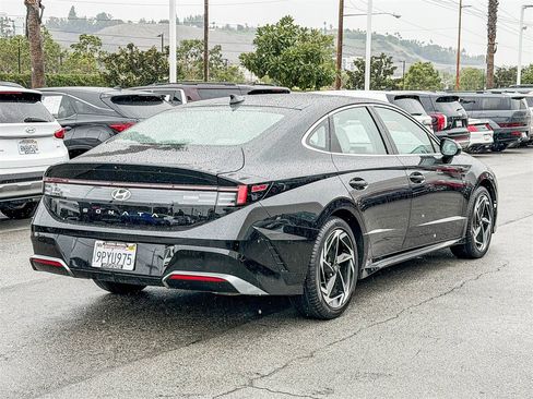 Certified 2024 Hyundai Sonata SEL w/ Convenience Package image 7