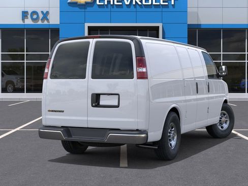 New 2026 Chevrolet Express 2500 RWD image 4