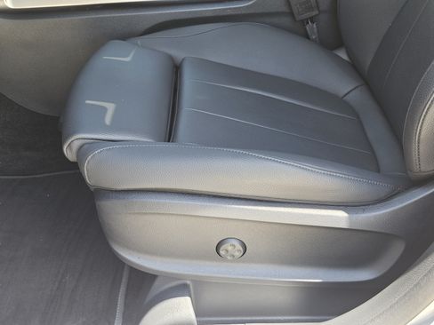 Certified 2026 Mercedes-Benz GLB 250 image 15