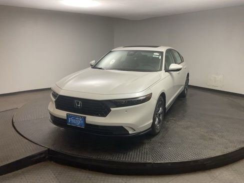 New 2026 Honda Accord EX-L image 3