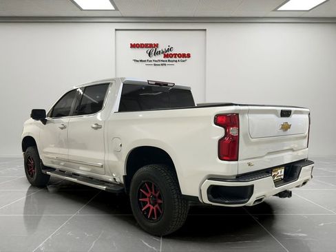 Used 2024 Chevrolet Silverado 1500 High Country w/ Z71 Off-Road Package image 3