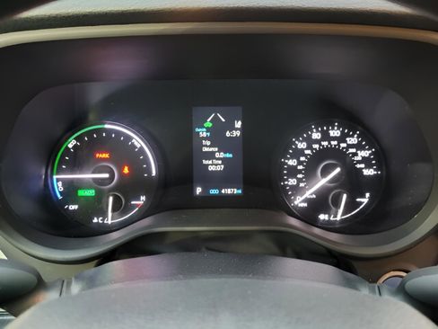 Certified 2023 Toyota Sienna LE image 21