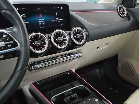 Certified 2023 Mercedes-Benz GLA 250 4MATIC image 34