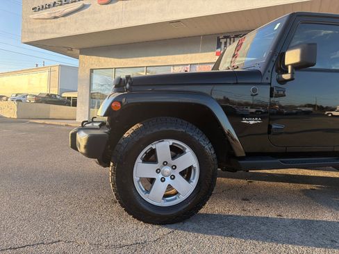 Used 2012 Jeep Wrangler Sahara w/ Dual Top Group image 3