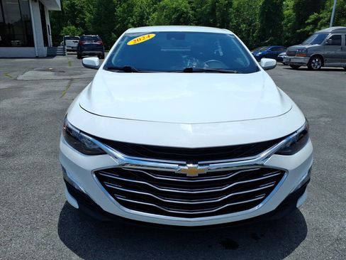 Used 2024 Chevrolet Malibu LS w/ Driver Confidence Package FWD image 12
