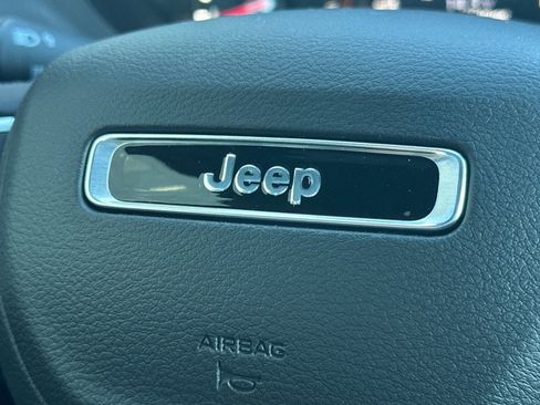 New 2026 Jeep Compass Latitude image 30