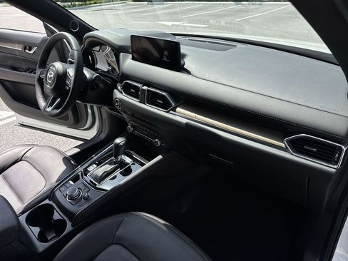 Certified 2023 MAZDA CX-5 Signature AWD/4WD image 32