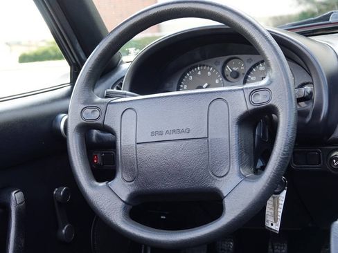 Used 1996 MAZDA MX-5 Miata RWD image 72