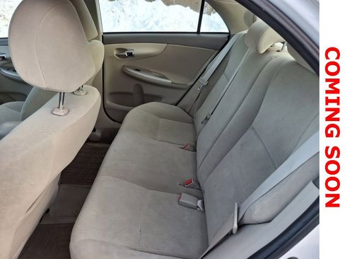 Used 2010 Toyota Corolla LE image 7