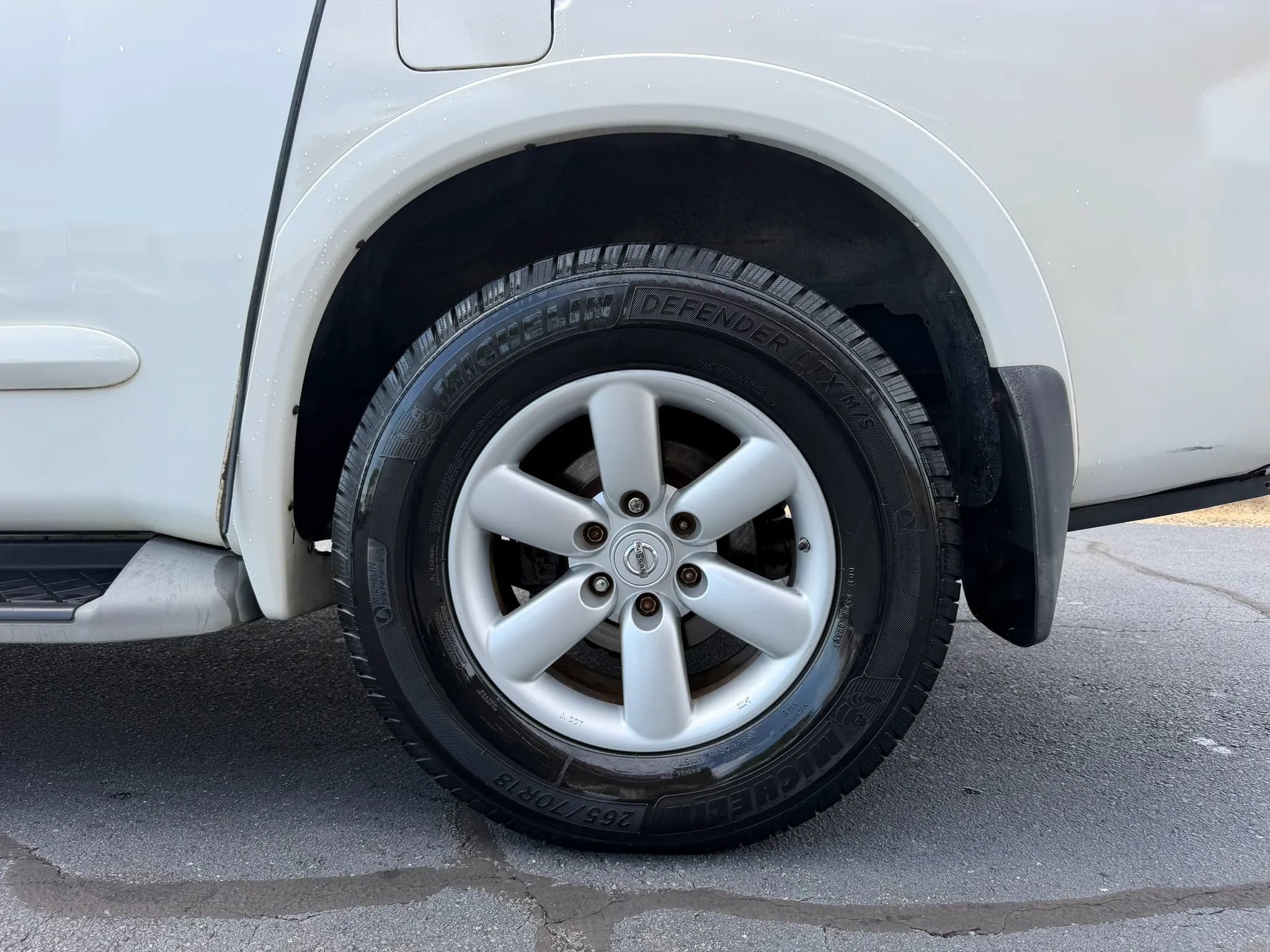 Used 2012 Nissan Armada SV AWD/4WD image 29