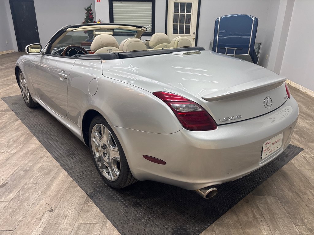 Used 2007 Lexus SC 430 Convertible w/ Preferred Accessory Pkg RWD image 8