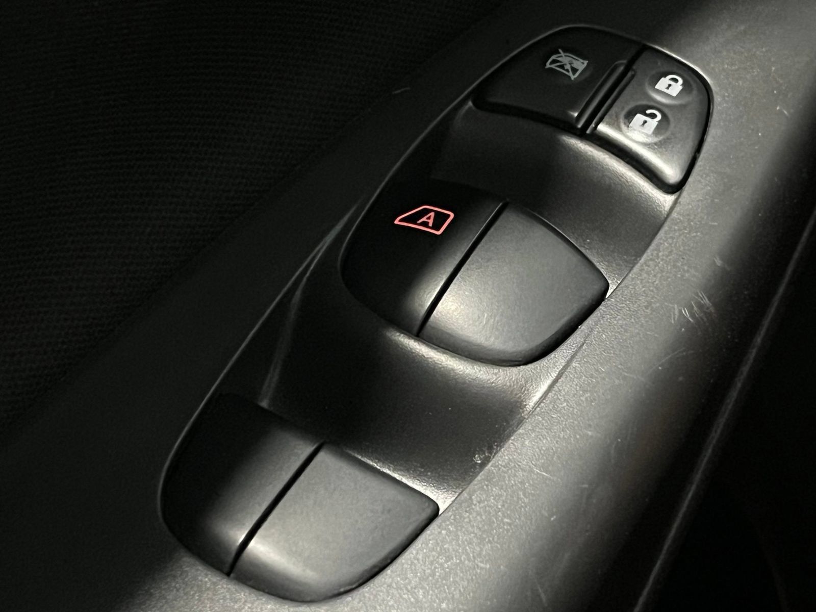 Used 2019 Nissan Sentra S FWD image 31