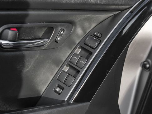 Used 2012 MAZDA CX-9 Touring w/ Moonroof & Bose Audio Pkg image 47