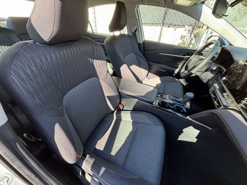 Used 2025 Toyota Camry LE image 36