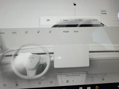 Used 2024 Tesla Model Y Long Range RWD image 16