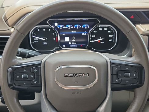 Used 2021 GMC Yukon Denali w/ Denali Premium Package RWD image 16