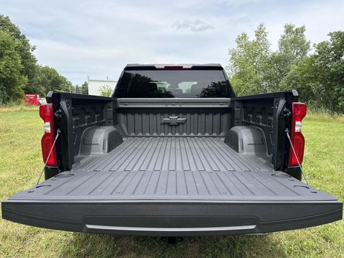 New 2026 Chevrolet Silverado 1500 RST w/ Z71 Off-Road Package AWD/4WD image 13