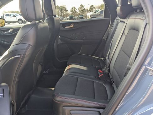 Used 2025 Ford Escape ST-Line Select image 27