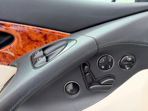 Used 2007 Mercedes-Benz SL 550 image 10