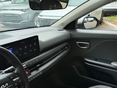 Used 2025 Kia K4 FWD image 33
