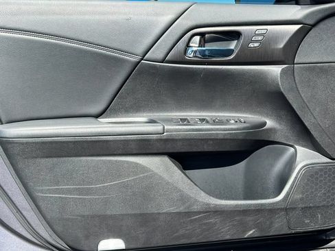Used 2014 Honda Accord EX-L image 14