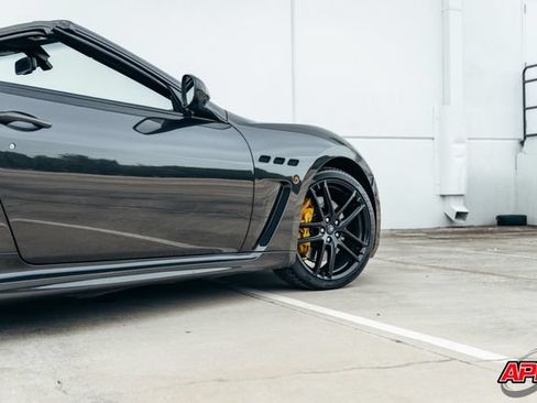 Used 2017 Maserati GranTurismo MC RWD image 31