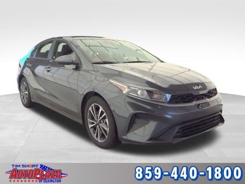 Used 2024 Kia Forte LXS image 3