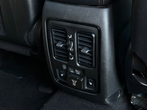 Used 2022 Dodge Durango R/T w/ Blacktop Package image 22