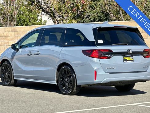 Certified 2025 Honda Odyssey Sport-L image 6