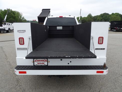 Used 2022 Ford F250 XL w/ Power Equipment Group AWD/4WD image 54