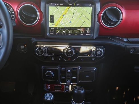 Certified 2023 Jeep Gladiator Rubicon w/ LED Lighting Group image 14