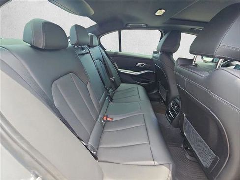 Used 2023 BMW 330i Sedan w/ Premium Package RWD image 18