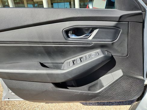 Used 2024 Honda Accord EX image 14