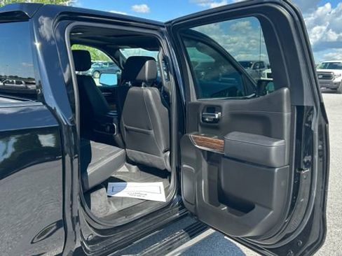 Certified 2022 Chevrolet Silverado 1500 High Country w/ Technology Package AWD/4WD image 39