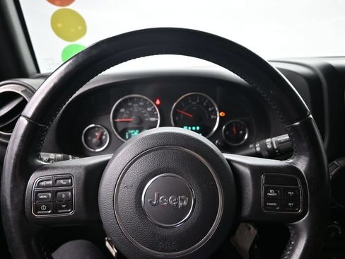 Used 2016 Jeep Wrangler Unlimited Sport w/ Quick Order Package 24S AWD/4WD image 11