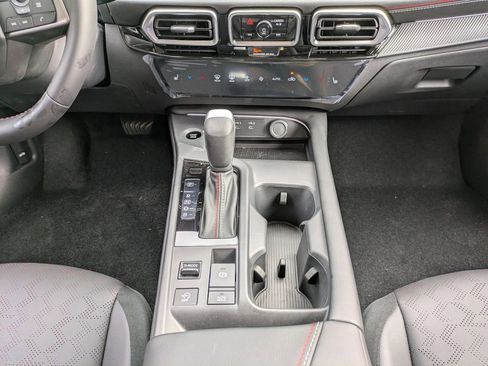 New 2026 Nissan Sentra SR image 18