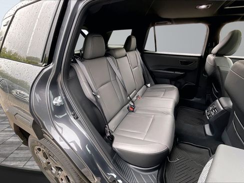 New 2026 Subaru Outback Limited AWD/4WD image 24