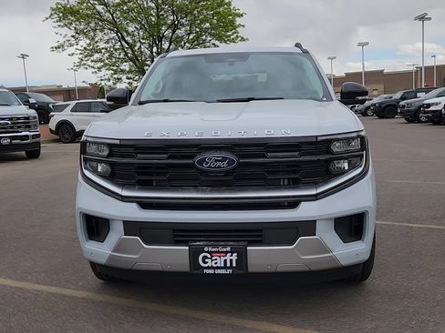 New 2026 Ford Expedition Platinum AWD/4WD image 4