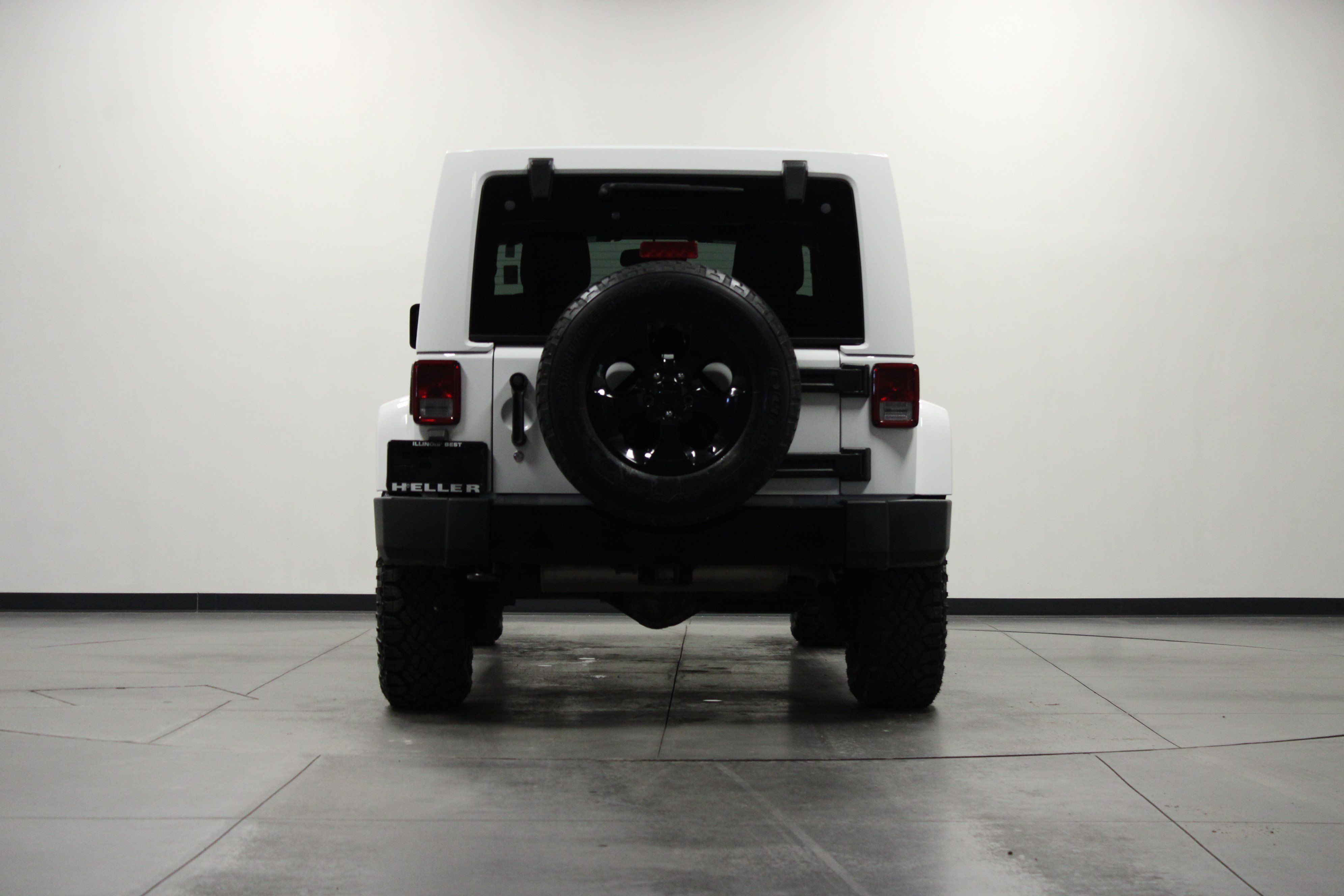 Used 2015 Jeep Wrangler Unlimited Sahara AWD/4WD image 5