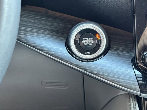 Used 2024 Jeep Wagoneer L Series II w/ Flexible Seating Group image 24