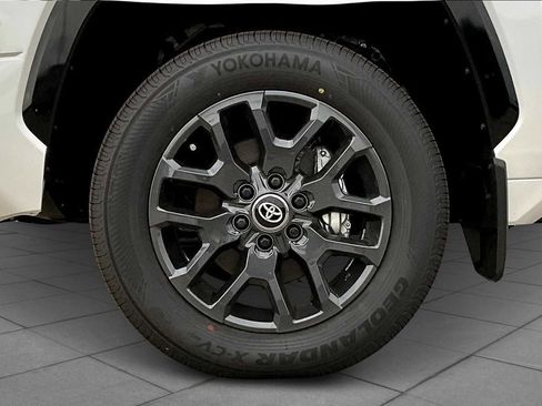 New 2025 Toyota Tundra Platinum image 9