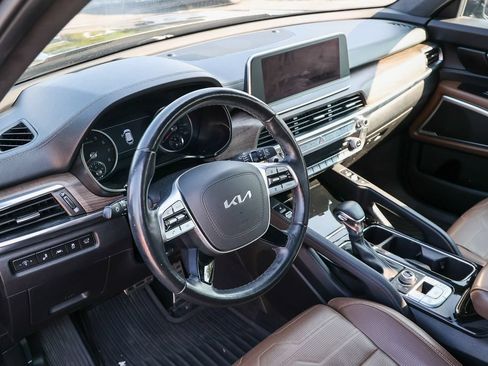 Used 2022 Kia Telluride SX w/ SX Prestige Package AWD/4WD image 28